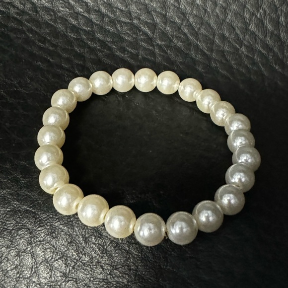 Set of 3 bracelets! Wear together or separately in any combination. - Picture 5 of 8